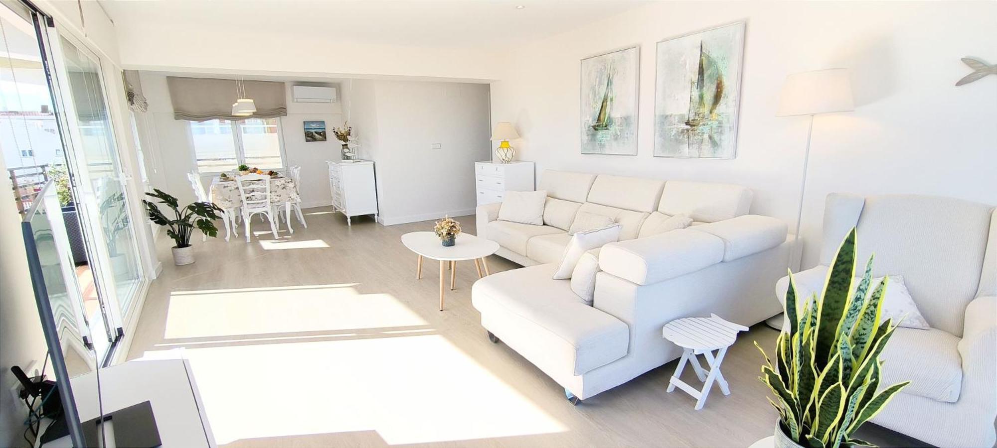Atico Port Views By Costa Appartement